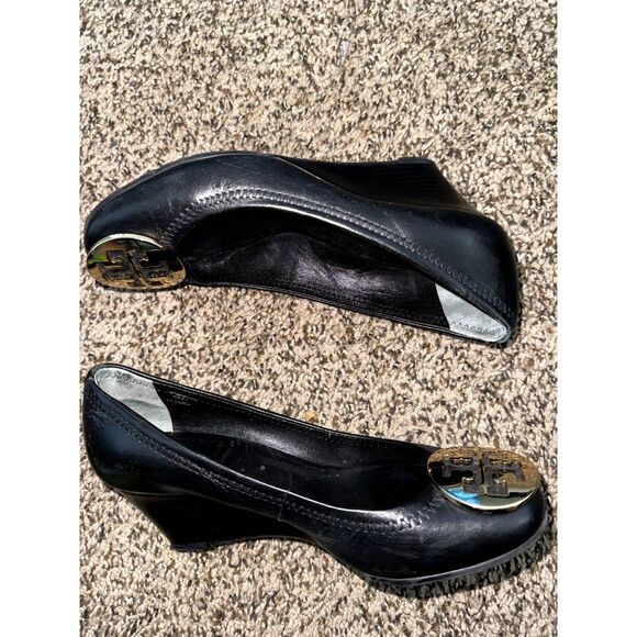 Tory Burch Sophie Wedge Mestico Leather Size 5.5 - Picture 3 of 6